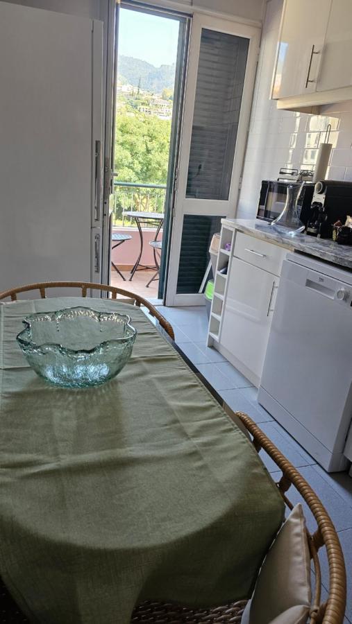 Garden And Seaview Apartment - Free Parking Funchal  Bagian luar foto