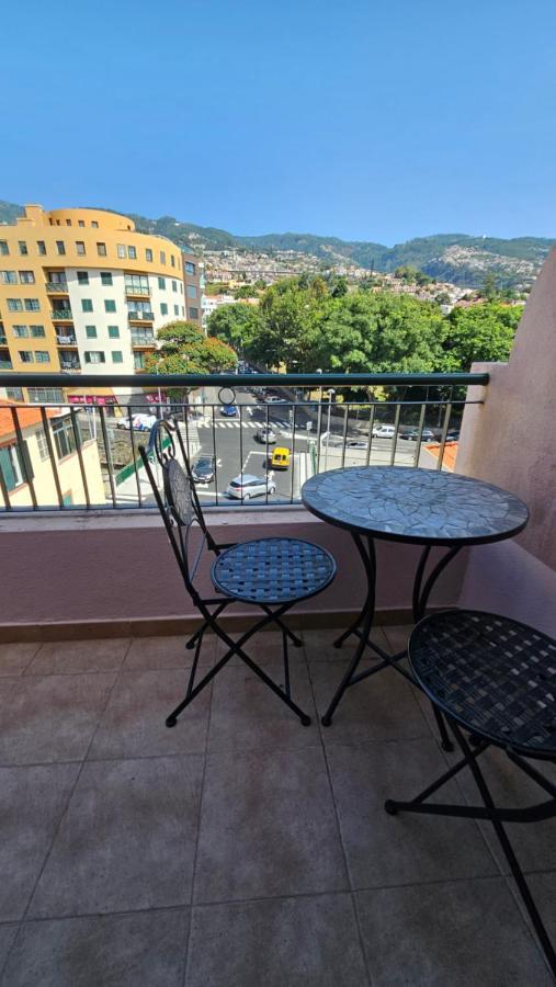 Garden And Seaview Apartment - Free Parking Funchal  Bagian luar foto